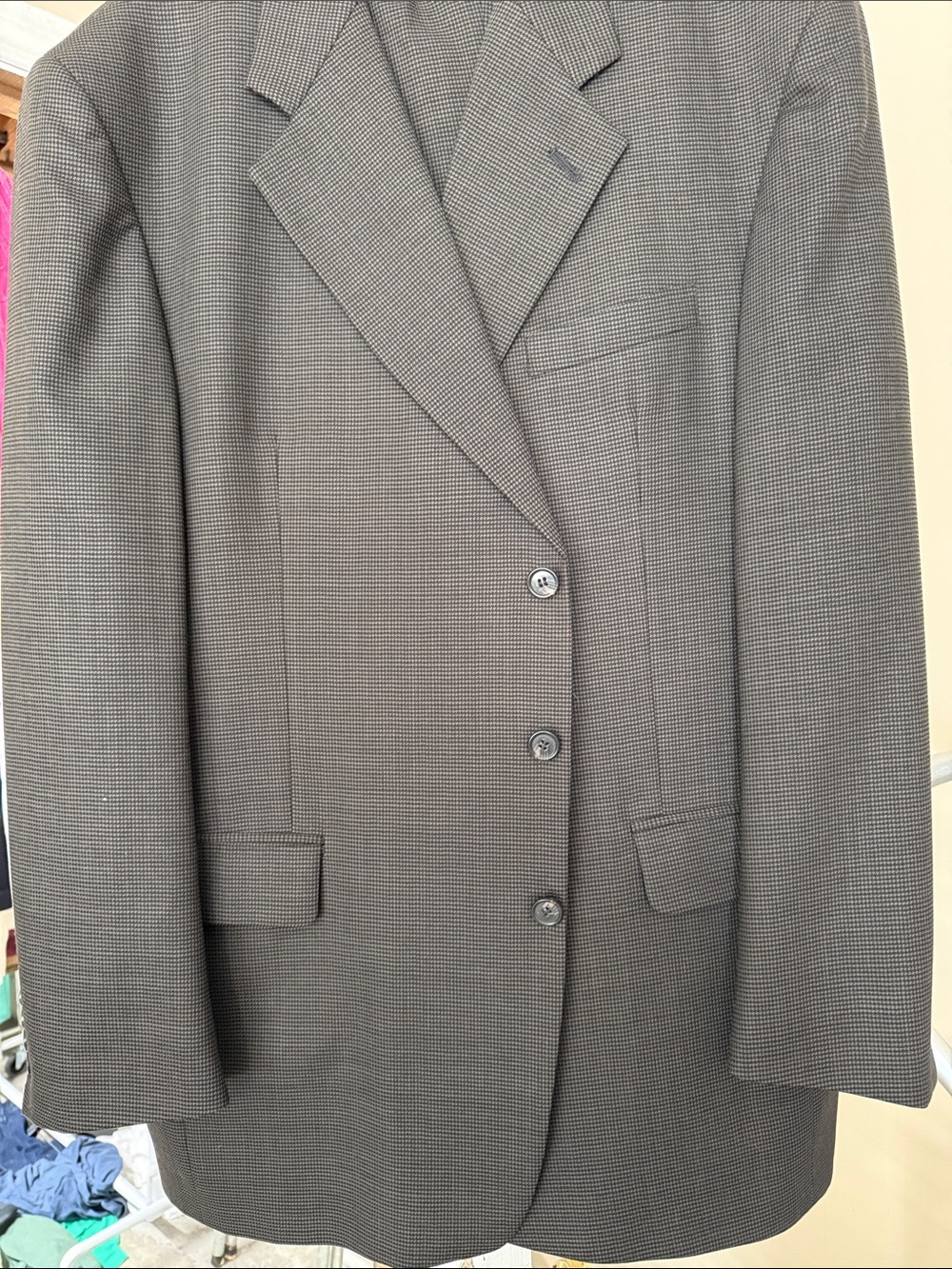 Men’s Single-Breasted brown/black suit, Jacket Sz. 48L, pants 41x33